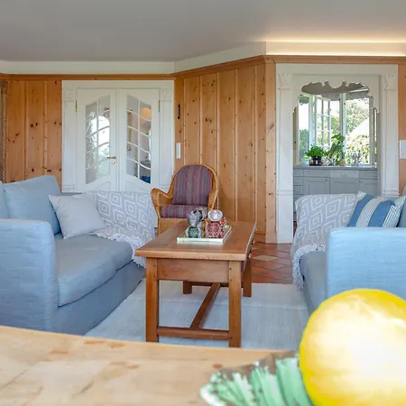 Dietz Hues Holiday home Westerland